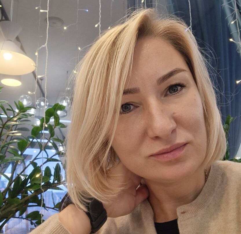 Марина Комарова